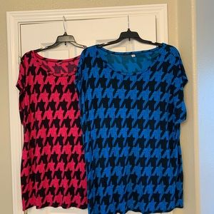 2 colorful size 3x tops $15 for the pair